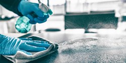 Fehlende Basics und mangelndes Know-how sind beim Kleben das Problem