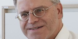 Dr. Joachim Lapsien,  Leiter Produktmarketing, CETA Testsysteme GmbH