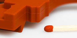 LSR und holmlose Maschine effektiv kombiniert